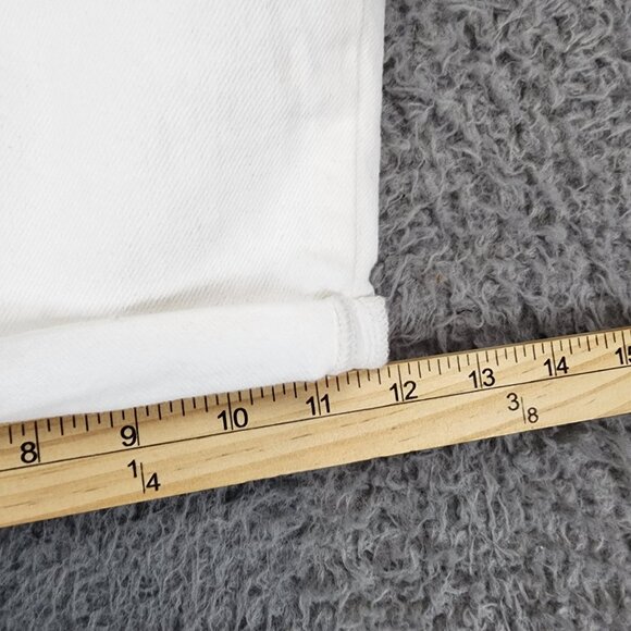 Levi's Shorts Womens 32 White Stretch Mid Rise Mid Length Denim Jean - Picture 6 of 11